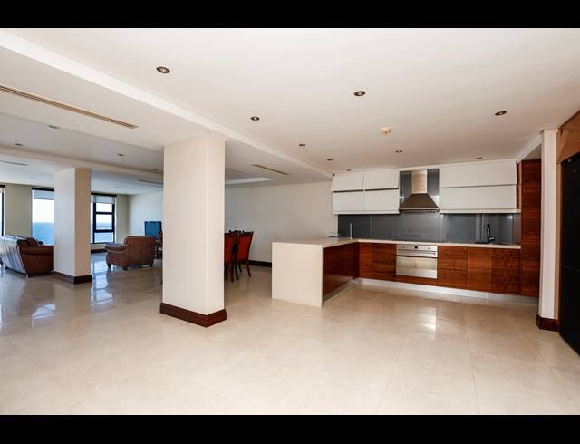 3 BEDROOM APARTMENT FOR SALE IN UMHLANGA CENTRAL